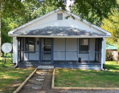 1025 Lincoln St –(Currently Rented)